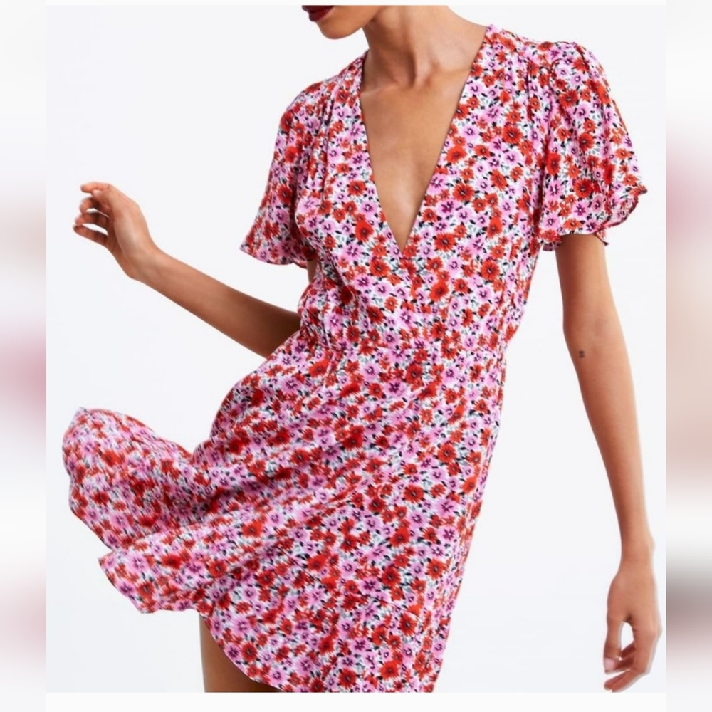 Zara Floral Faux Wrap Flutter Sleeve Dress sz L EUC